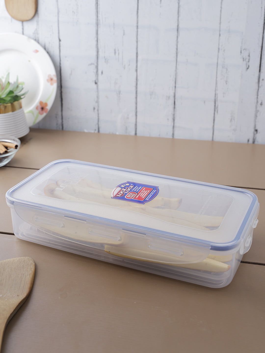 Locknlock Classics Small Flat Oblong Food Container With Leak Proof Locking Lid And Tray | QBD-329567