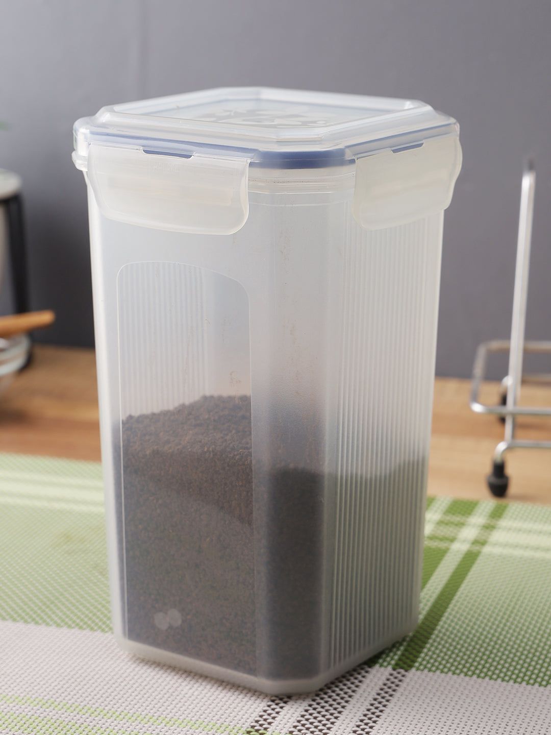 Locknlock Tea Leaf Container - 1.2ltr | IBH-763940